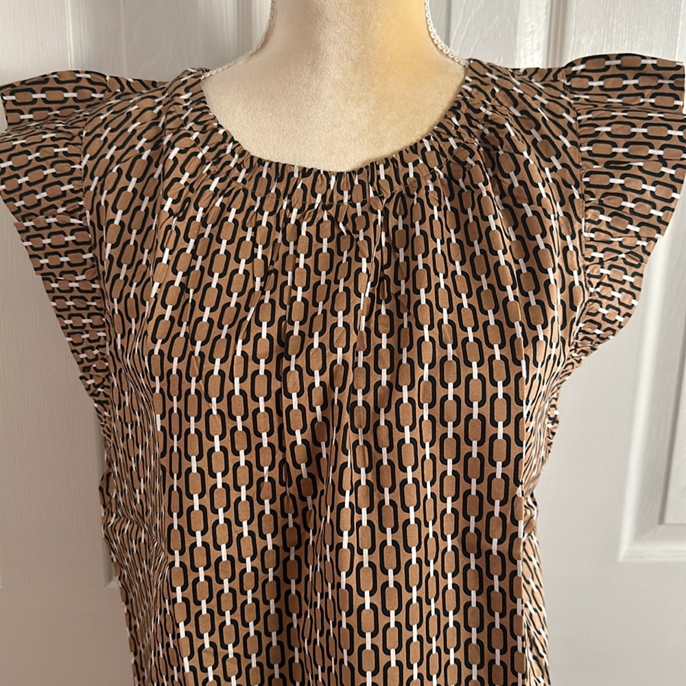 LOFT Geo Flutter Sleeve Top Size M - Picture 4 of 11